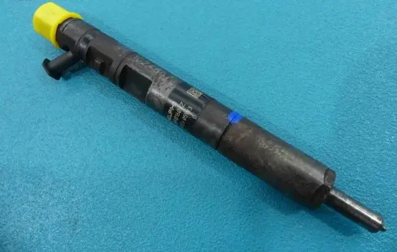 Ford Focus Fuel injector EJBR01601Z IMPRK1024667