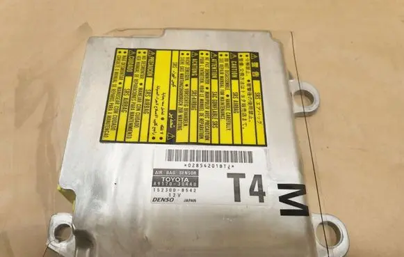 Lexus GS 300 350 430 450H Airbag control unit/module 8917030440
