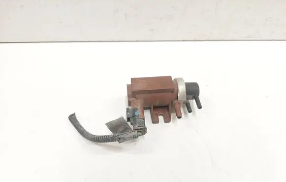 Volvo C30 Turbo solenoid valve 9652570180 70096803 0T130