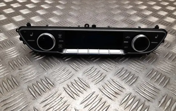 Audi Q5 SQ5 Climate control unit 80A820043K