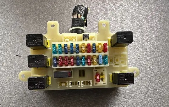 Opel Frontera B Other relay 8971254440
