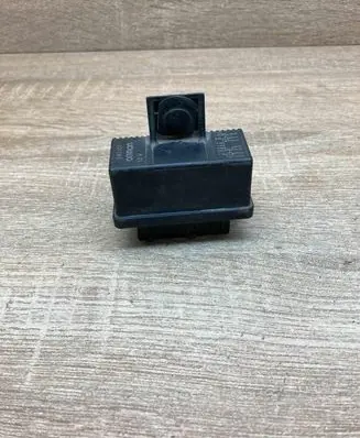 Peugeot 307 Fuel injection pump control unit/module 240107