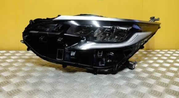 Toyota Sienna XL40 IV Headlight/headlamp TOYOTA-SIENNA 2198