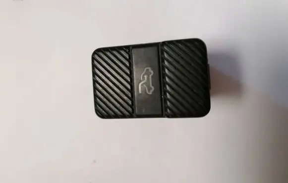 Volkswagen Golf IV Sunroof switch 357959855B