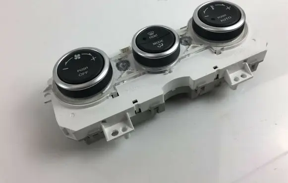 Mazda 6 Climate control unit E6A Z2241