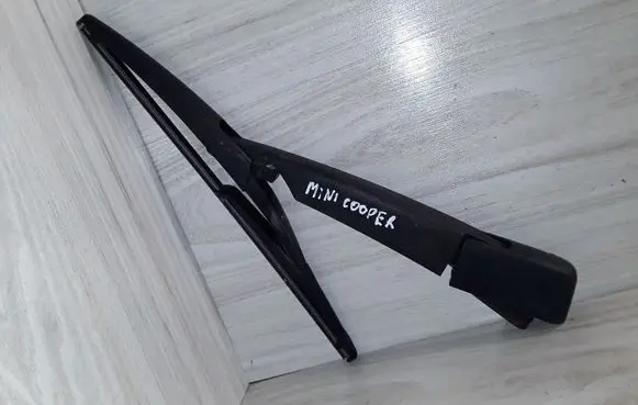 Mini One - Cooper R50 - 53 Rear wiper blade arm 7044625