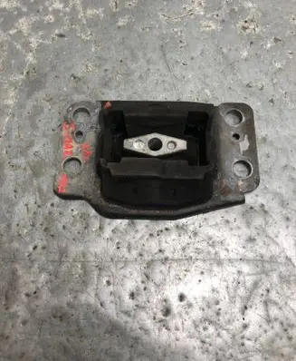 Ford S-MAX Engine mount bracket 6G917M121BC 6G91-7M121-BC