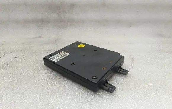 Volkswagen PASSAT B6 Phone control unit/module 3C0035729E 001007E8E9F8 0523499