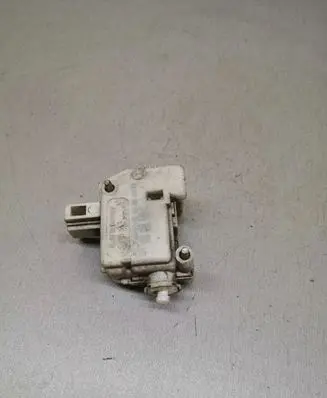 Volkswagen Golf IV Central locking motor 3B0959781 3D0959782