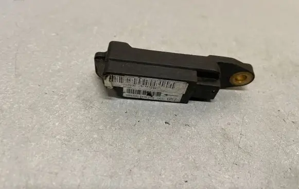 Mercedes-Benz C W203 Airbag deployment crash/impact sensor 0018204426