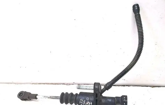 Opel Astra H Clutch slave cylinder 