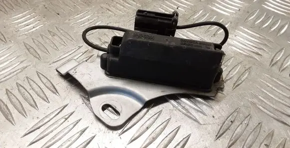 Lexus LS 460 - 600H Tire pressure sensor 8976650010