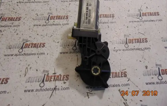 Mercedes-Benz ML W164 Seat adjustment motor 0390203210