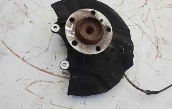 BMW 7 E65 E66 Front wheel hub 6753462 31216753462 6750217