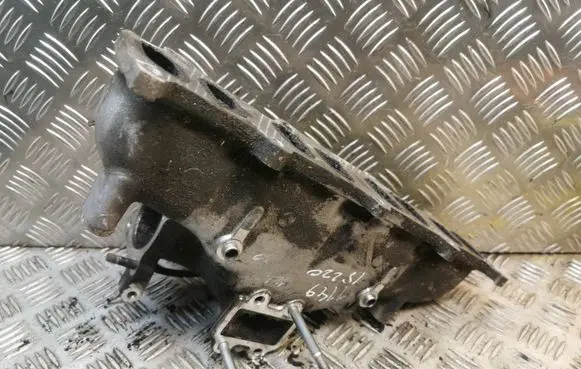 Lexus IS 220D-250-350 Intake manifold