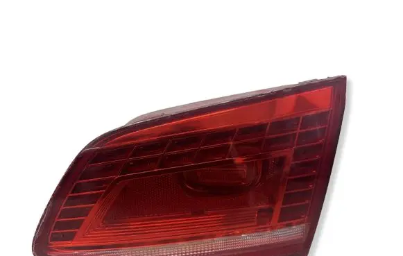 Volkswagen PASSAT B7 Tailgate rear/tail lights 3AF945308D