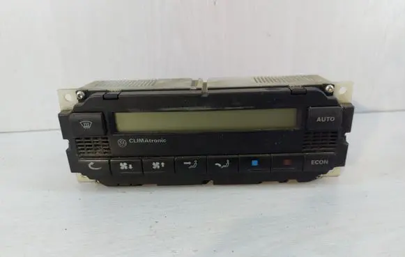 Volkswagen PASSAT B5 Climate control unit 5HB00761700 1J1907004