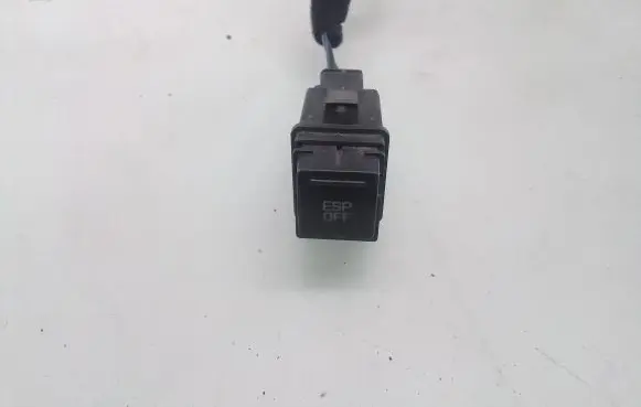 Skoda Superb B5 (3U) ESP (stability program) switch 2247926