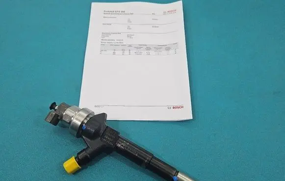 Opel Astra J Fuel injector 55567729 IMPRK1532004