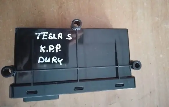 Tesla Model S Door control unit/module 100310100E