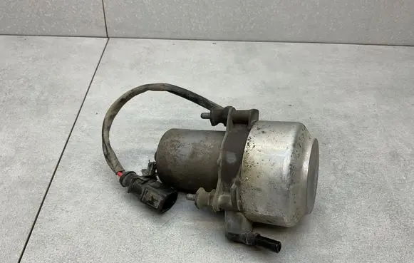 Skoda Octavia Mk3 (5E) Vacuum pump 5Q0612181B