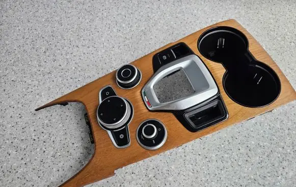 Alfa Romeo Giulia Gear shifter surround trim plastic 