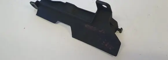 Honda CR-V Fender end trim 