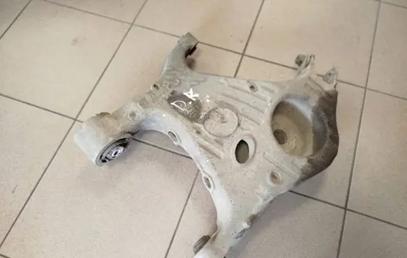 Land Rover Discovery Sport Rear upper control arm/wishbone 