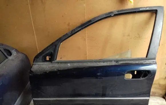 Volvo S80 Front door