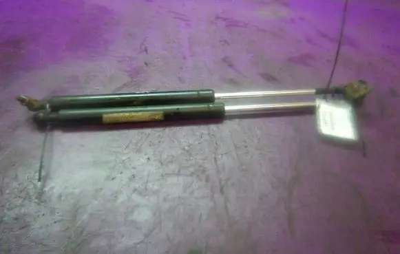 Hyundai XG Front bonnet/hood damper/strut