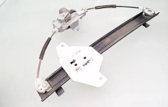 SsangYong Korando Rear door window regulator with motor 98830CZ010