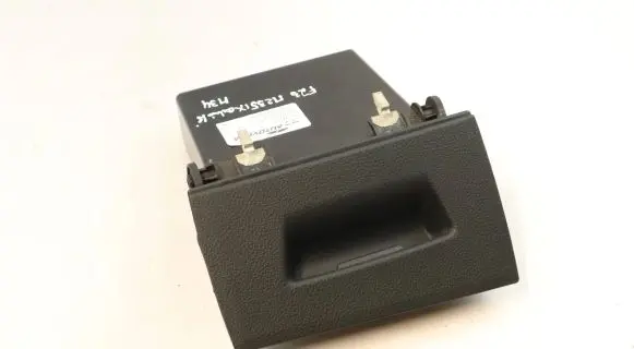 BMW 2 F22 F23 Dashboard storage box/compartment 9211310
