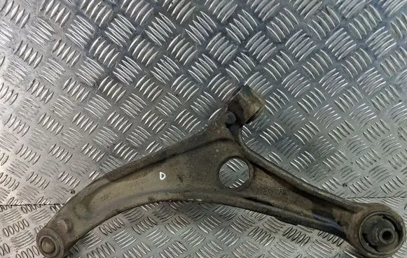Hyundai i40 Front lower control arm/wishbone 849106