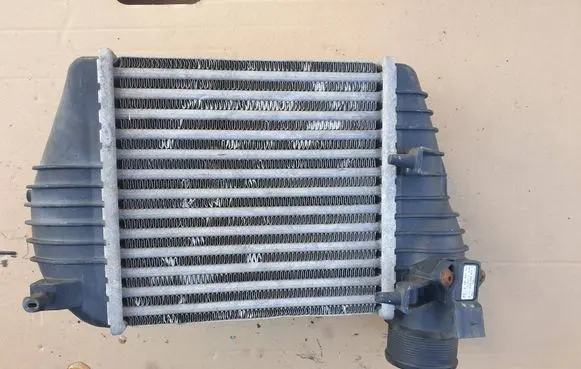 Audi A6 S6 C6 4F Intercooler radiator 4F0145805AD