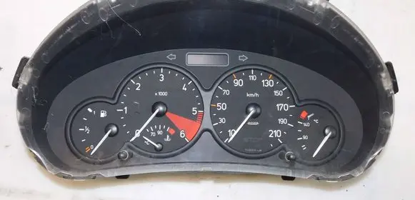 Speedometer (instrument cluster)