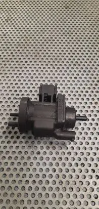 Mercedes-Benz Vito Viano W638 Turbo solenoid valve A0005450427