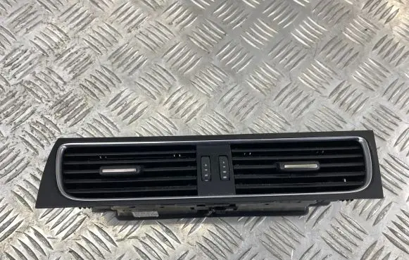 Audi A5 8T 8F Dash center air vent grill 8T2820951C