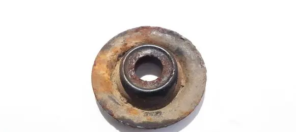 Volkswagen Golf IV Coil spring mount 