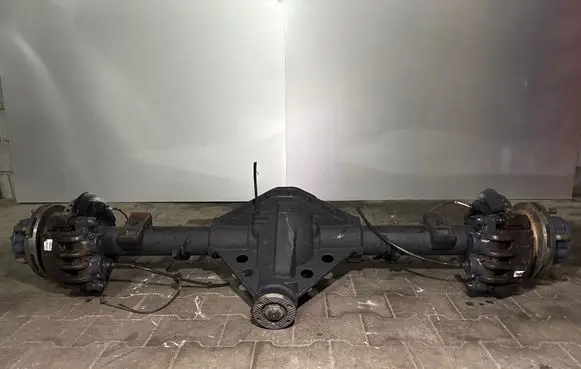 Iveco Daily 6th gen Rear axle beam with reductor 46391773