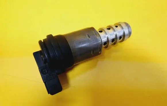 BMW 3 E46 Camshaft vanos timing valve 1707323