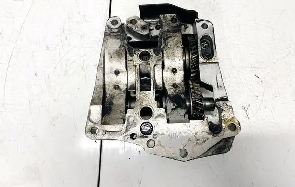 Toyota Corolla Verso AR10 Oil pump 