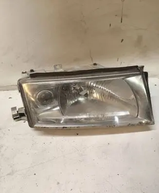 Skoda Octavia Mk1 (1U) Headlight/headlamp