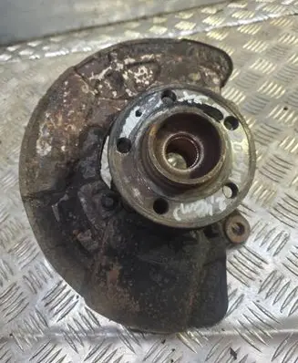 Volvo XC90 Front wheel hub 