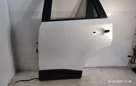 Mazda CX-5 Rear door
