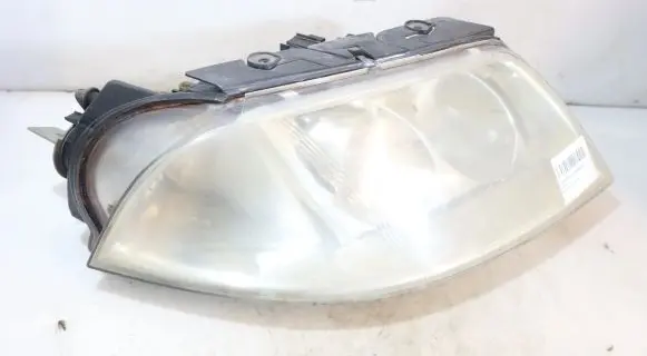 Volkswagen PASSAT B5.5 Headlight/headlamp 3B0941016AN