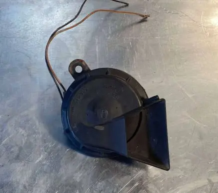 Mercedes-Benz E W124 Horn signal