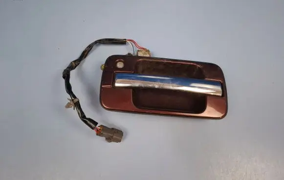 Isuzu Trooper Front door exterior handle