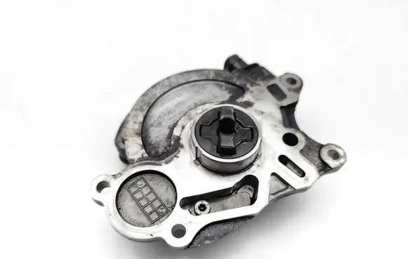 Seat Alhambra (Mk2) Vacuum pump 03L145207