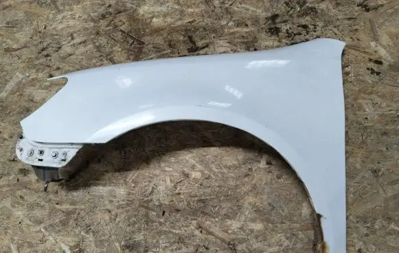 Skoda Octavia Mk2 (1Z) Fender