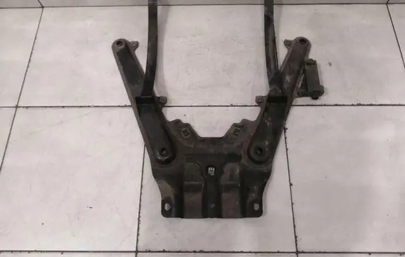 Porsche 718 Cayman 982 982c Fuel tank mounting bracket 99150443701